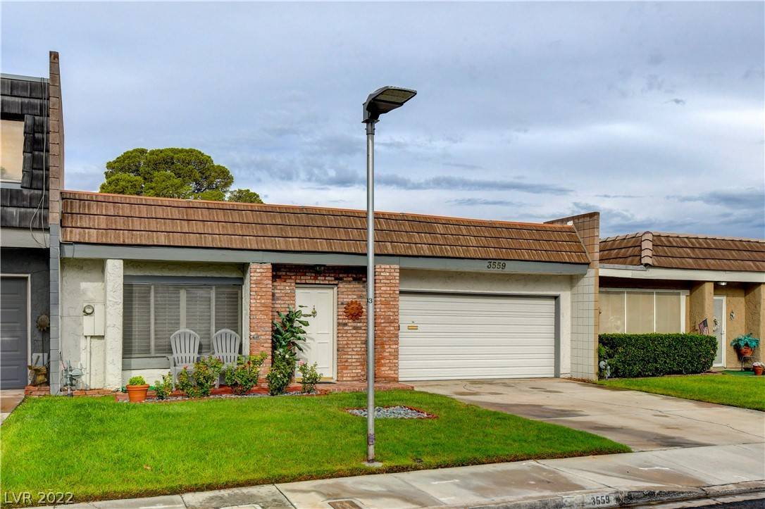 Las Vegas, NV 89121,3559 Kensbrook ST