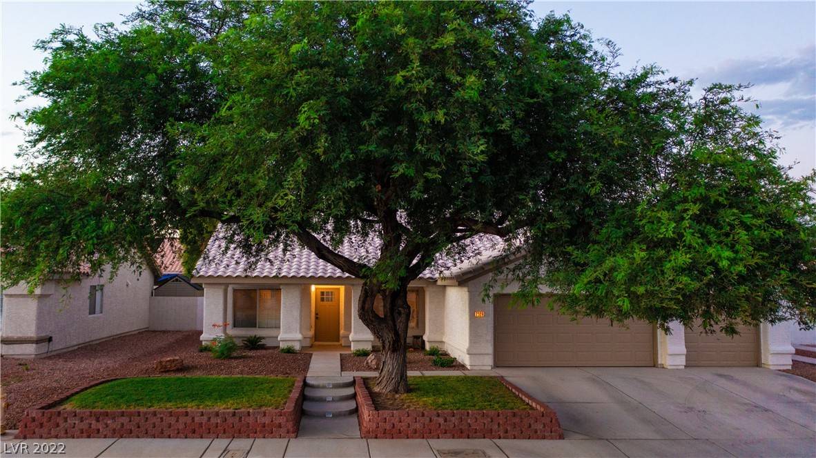 Las Vegas, NV 89131,7504 S Powder River CT