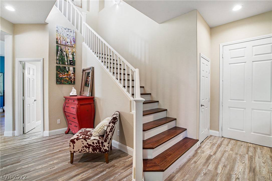 Las Vegas, NV 89148,242 Cliff Valley DR
