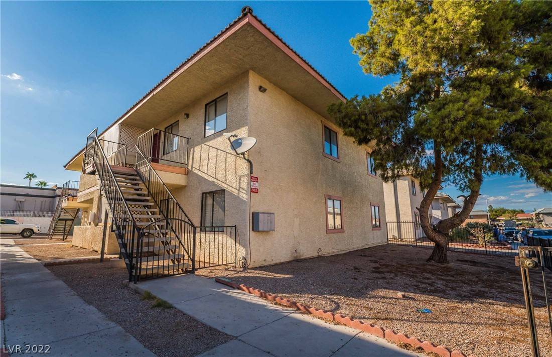 Las Vegas, NV 89146,1328 Kari Lee CT