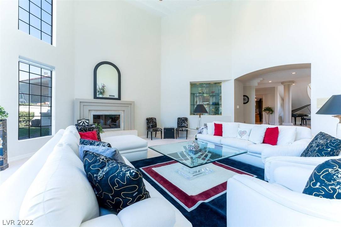 Las Vegas, NV 89113,63 Princeville LN