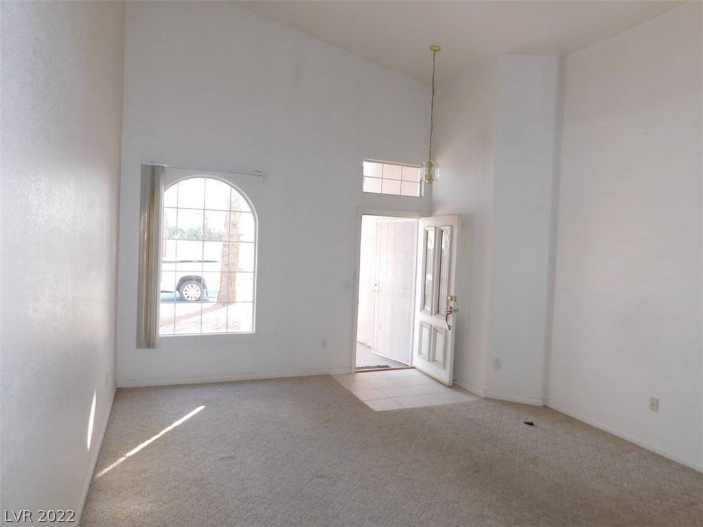 Las Vegas, NV 89121,4469 Tomer LN