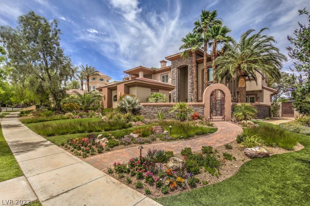 Las Vegas, NV 89144,712 Canyon Greens DR