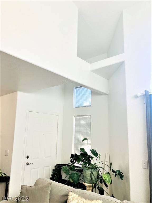 Las Vegas, NV 89122,5450 Morris ST #1228