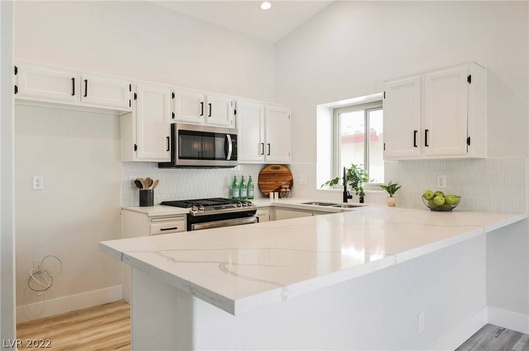 Henderson, NV 89015,138 Vista Del Lago ST