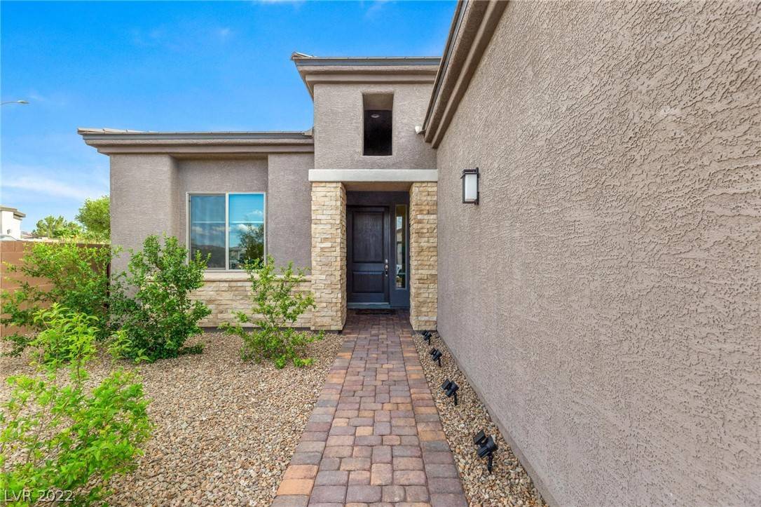 Las Vegas, NV 89113,7267 Lovelock Cave CT