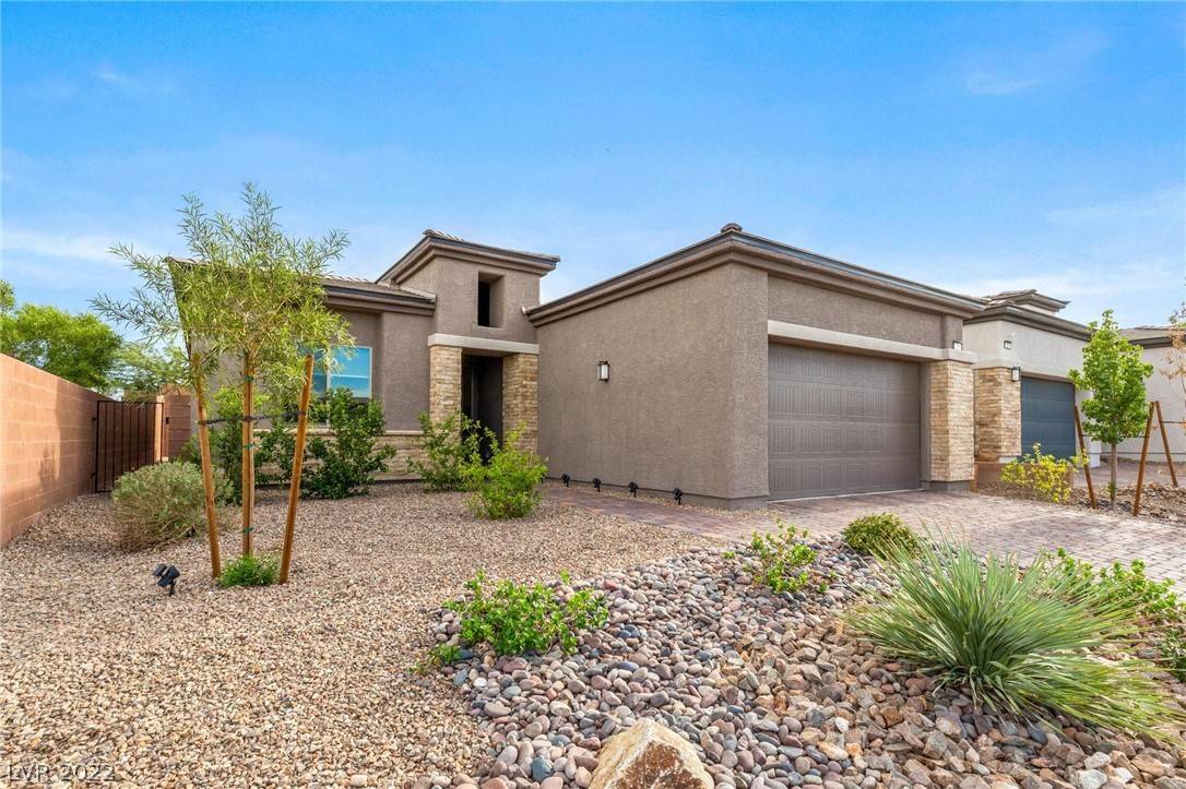 Las Vegas, NV 89113,7267 Lovelock Cave CT