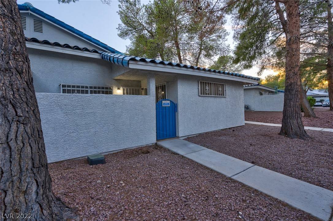 Las Vegas, NV 89108,2116 Willowbury DR #A