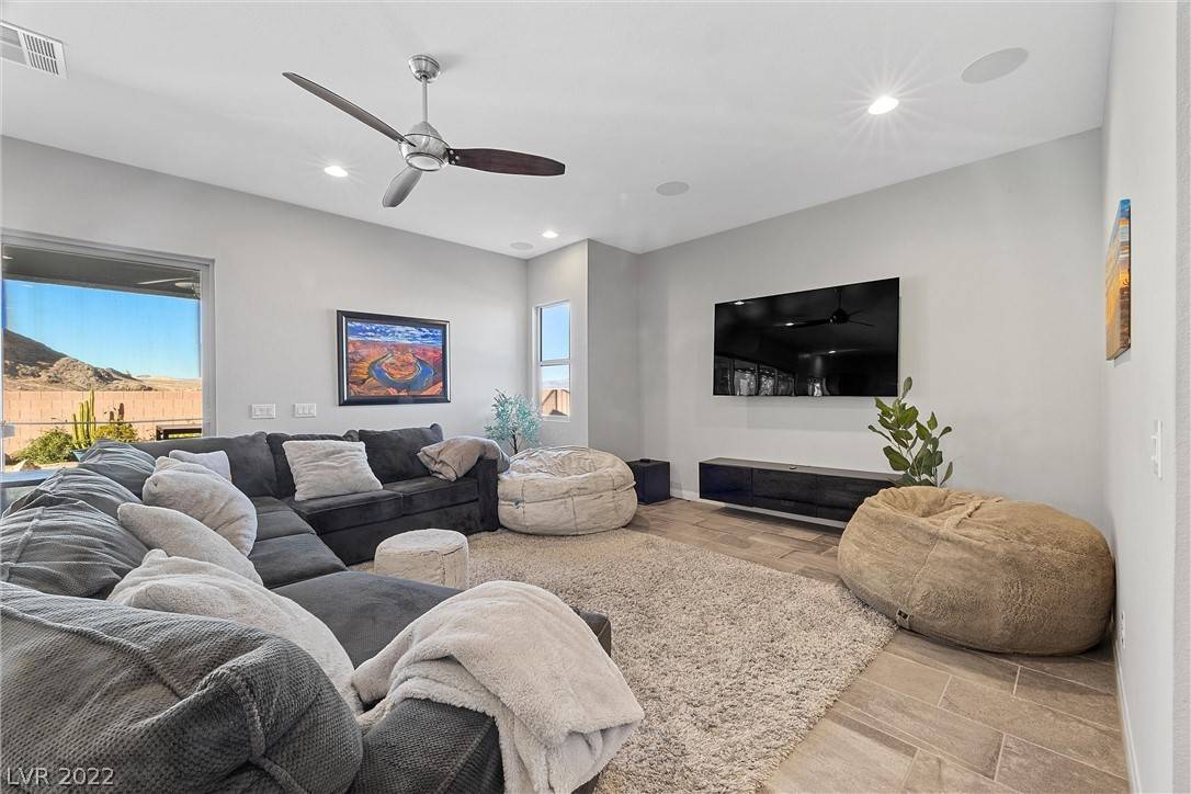 Las Vegas, NV 89129,4081 Turquoise Falls ST