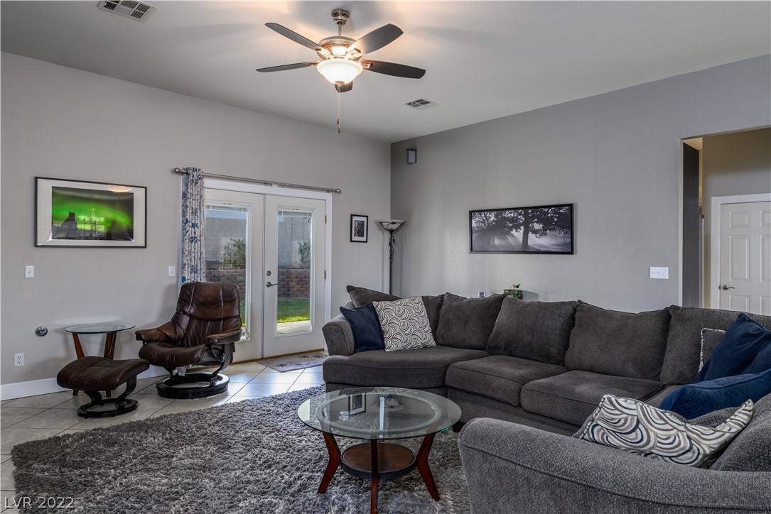 Henderson, NV 89015,281 W Fairway RD