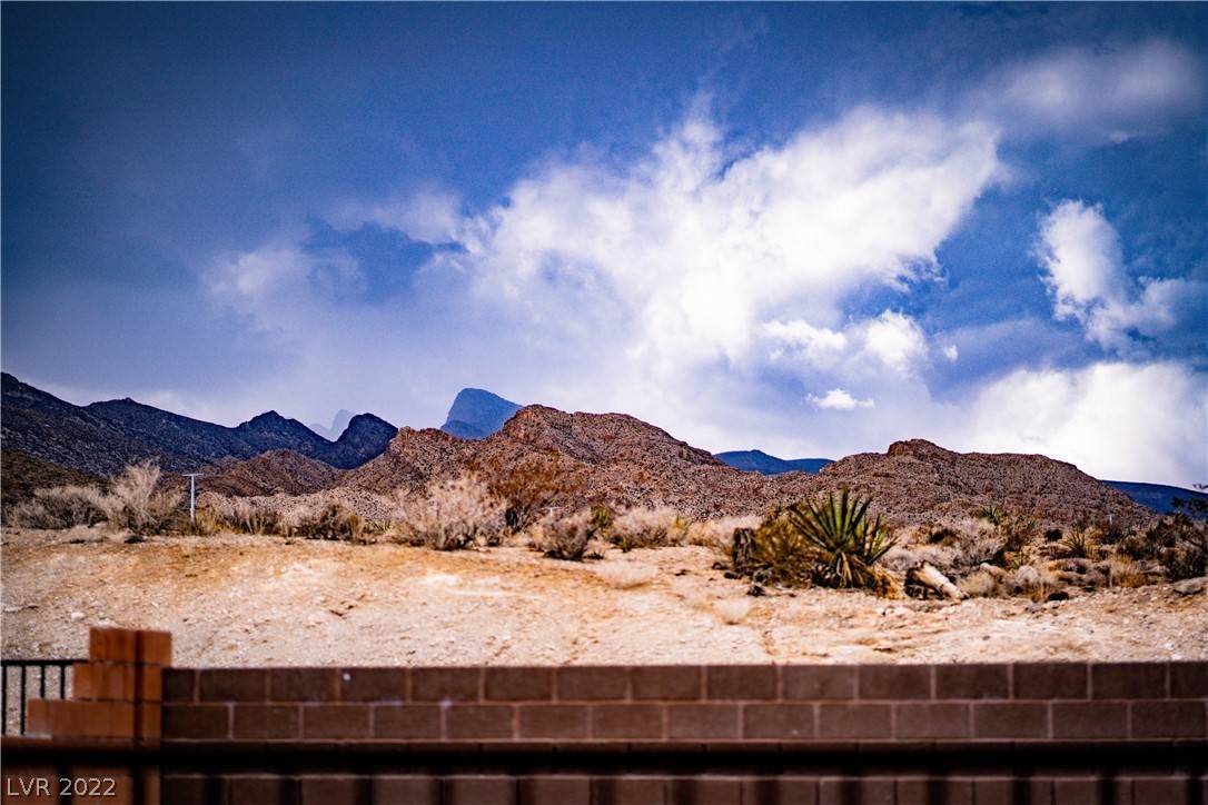 Las Vegas, NV 89129,4499 Amazing View ST