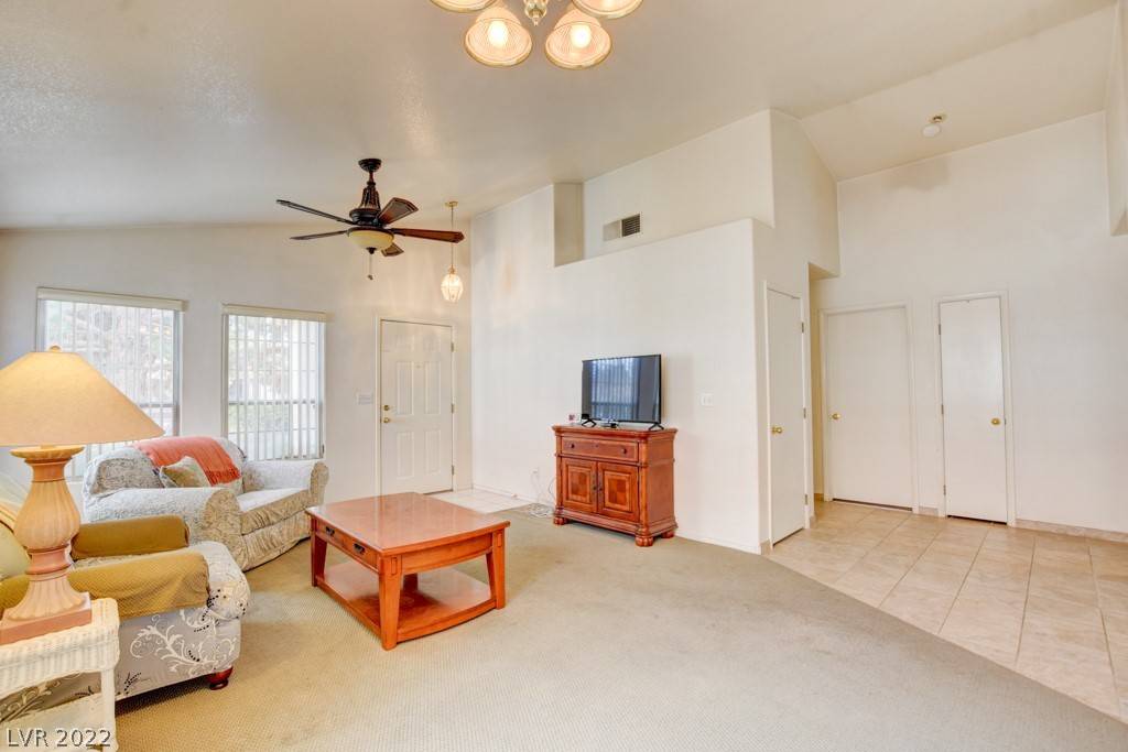 Las Vegas, NV 89128,1221 Rainbow Meadows DR
