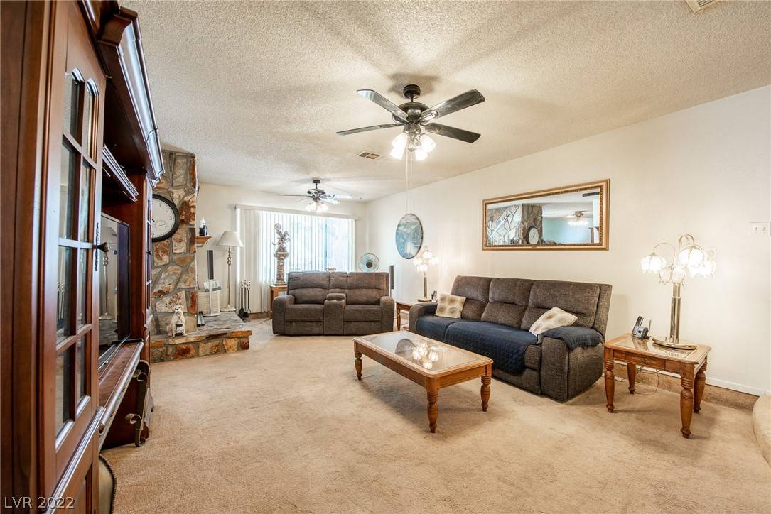 Las Vegas, NV 89145,108 S Cimarron RD