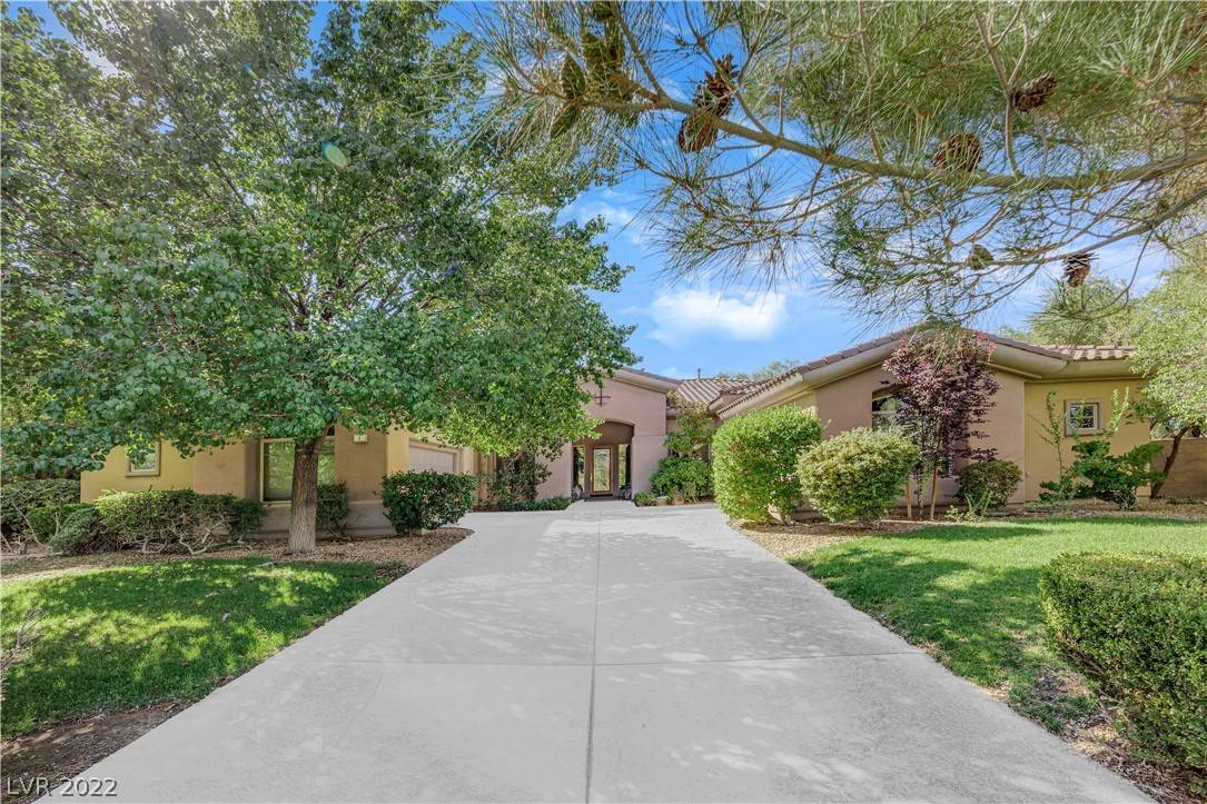 Henderson, NV 89052,1 Knob Oak DR