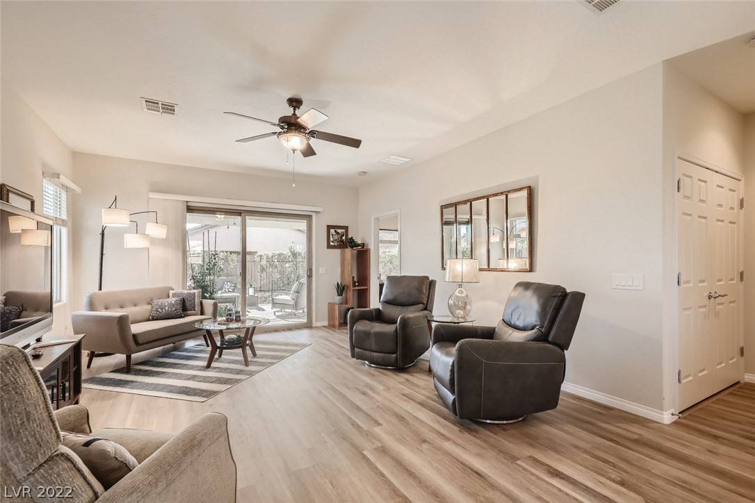 Las Vegas, NV 89122,6175 Isola Peak AVE