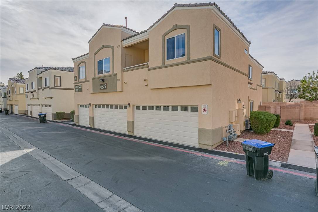 North Las Vegas, NV 89081,6325 Blowing Sky ST #201