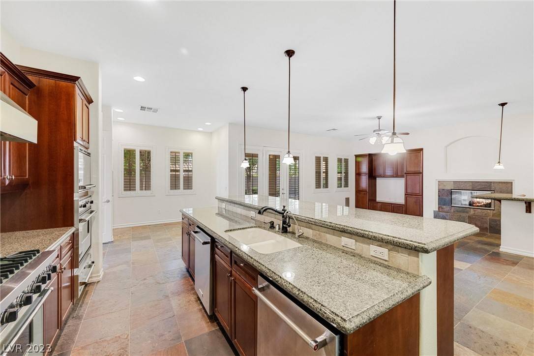 Las Vegas, NV 89149,8797 Beckett Ridge AVE