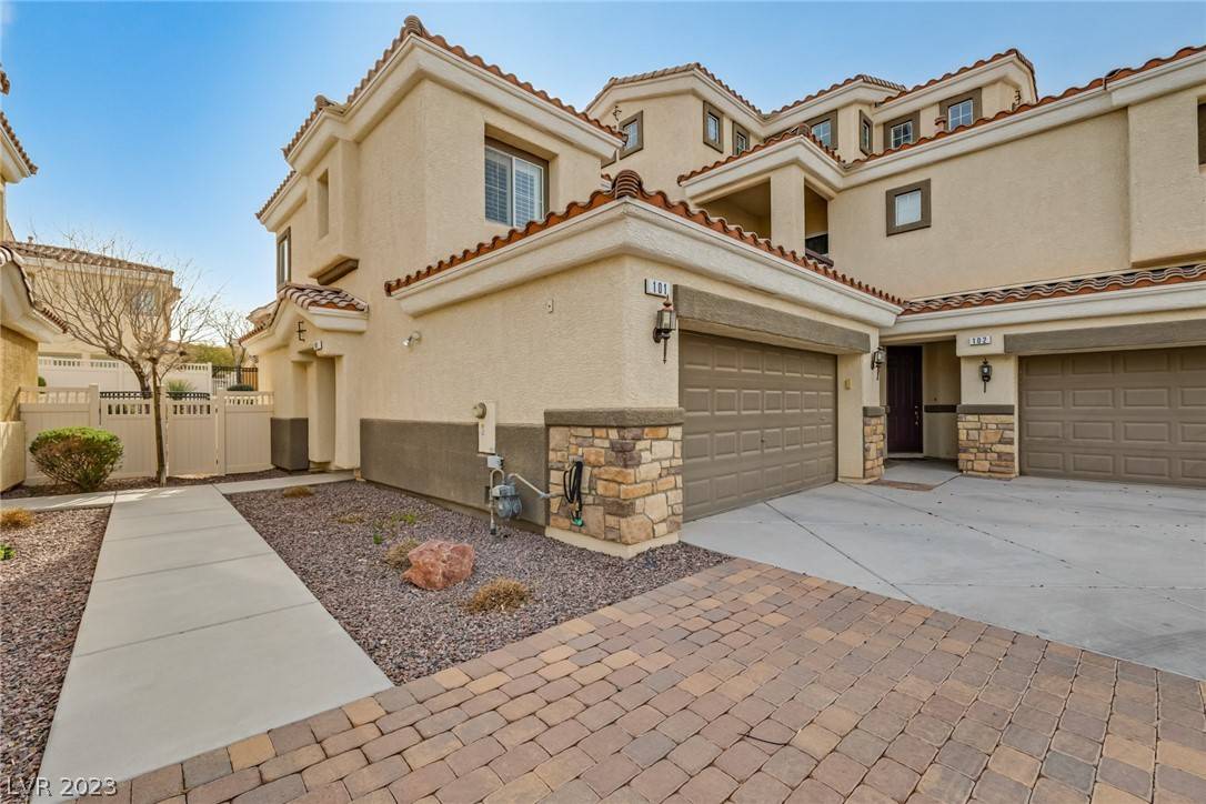 Henderson, NV 89002,1114 Luna Eclipse LN #1