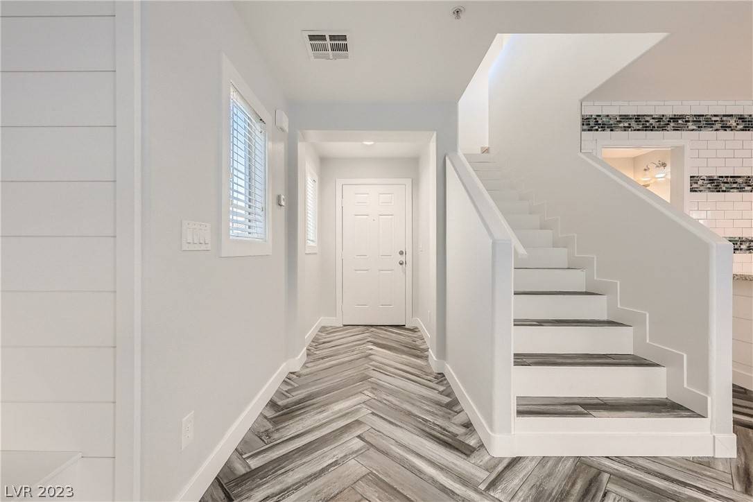Henderson, NV 89002,625 Monument Point ST