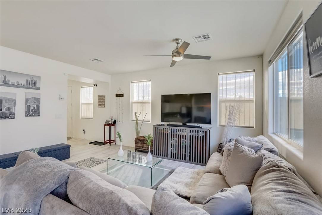 Las Vegas, NV 89156,5175 Longiano PL