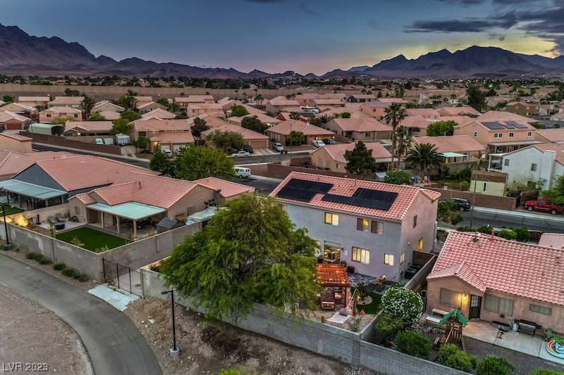 Henderson, NV 89002,953 High Plains DR