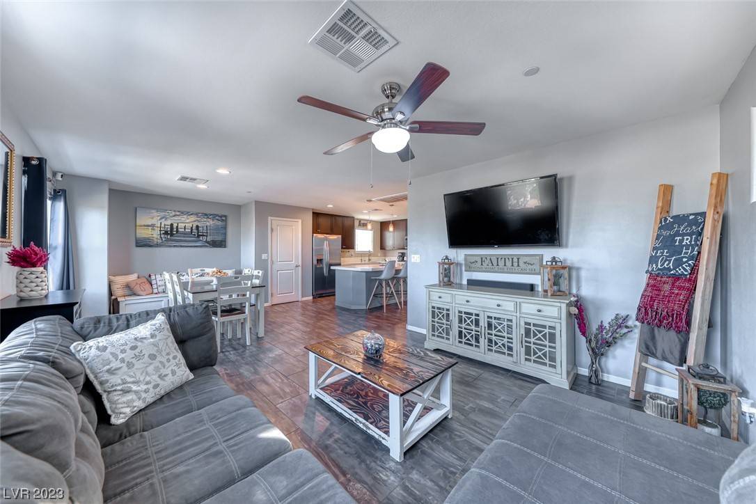 Henderson, NV 89011,350 Ambitious ST