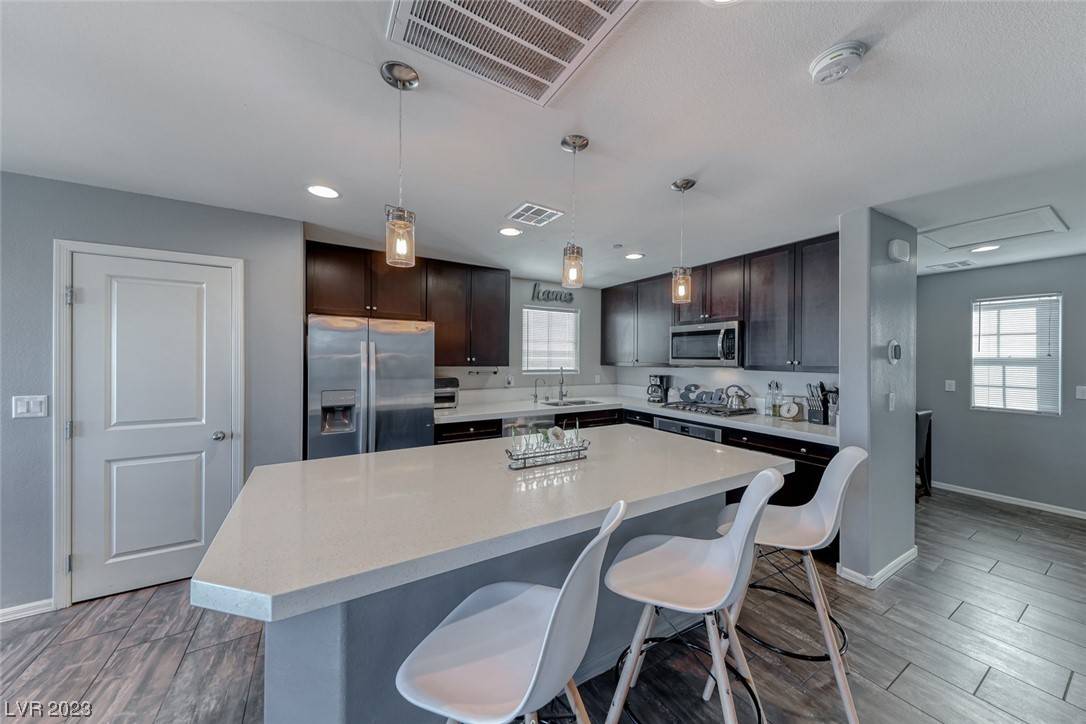 Henderson, NV 89011,350 Ambitious ST