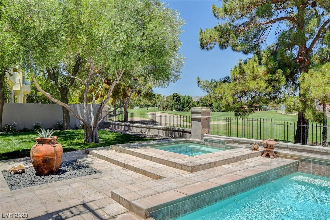 Las Vegas, NV 89113,40 Gulf Stream CT