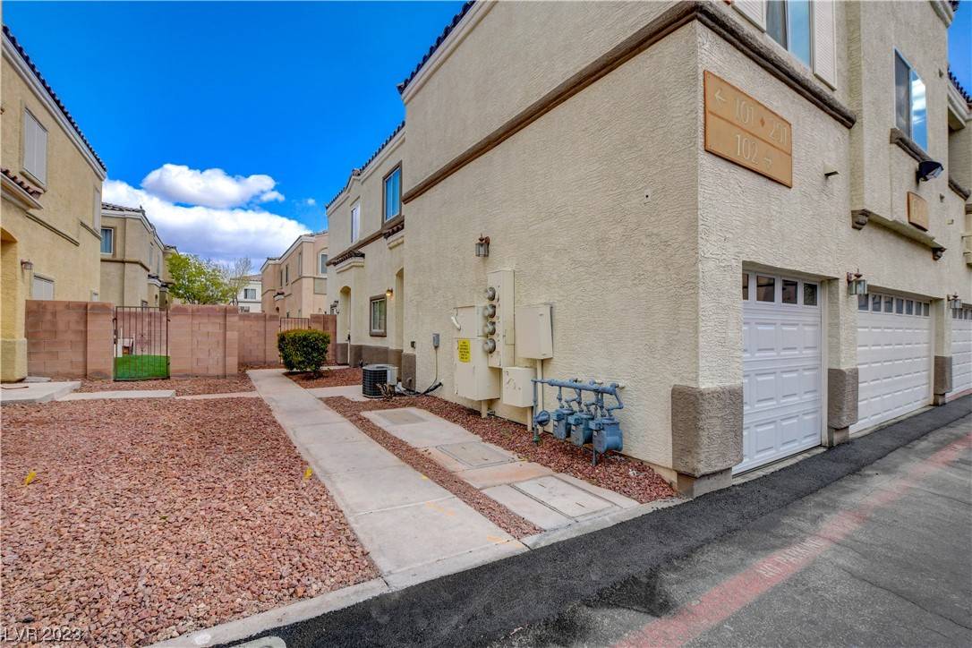 North Las Vegas, NV 89081,6324 Rolling Rose ST #101