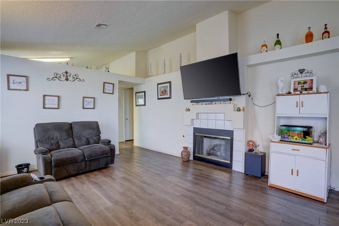 Las Vegas, NV 89108,4028 Compass Rose WAY