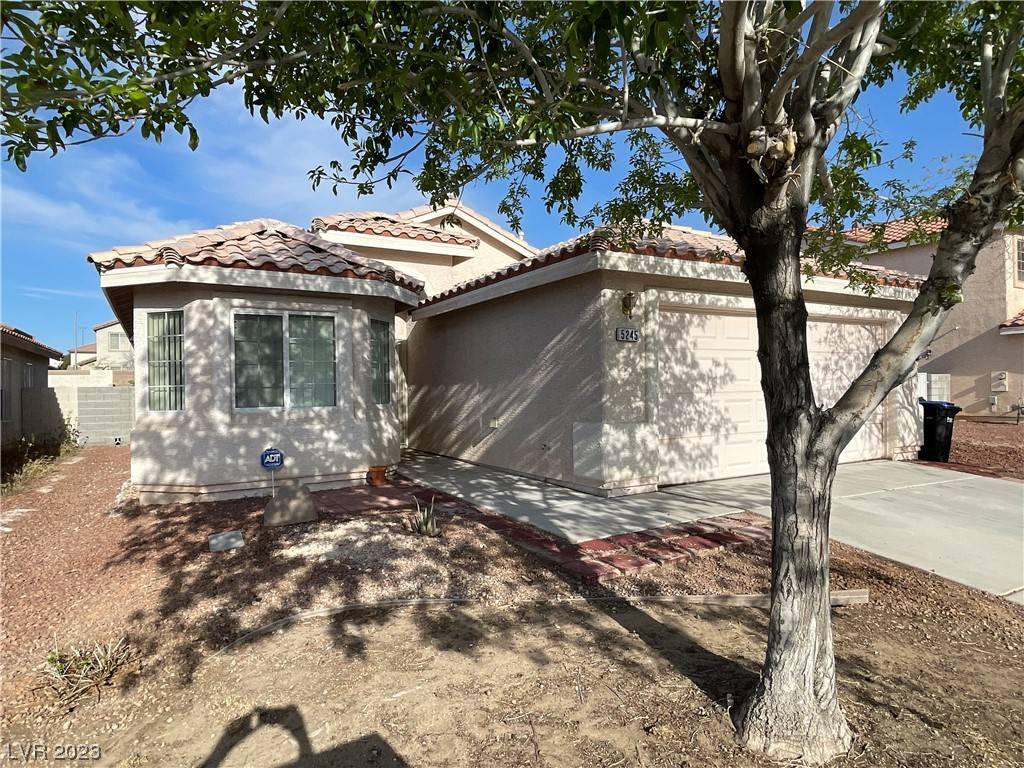 North Las Vegas, NV 89081,5245 Manor Stone ST