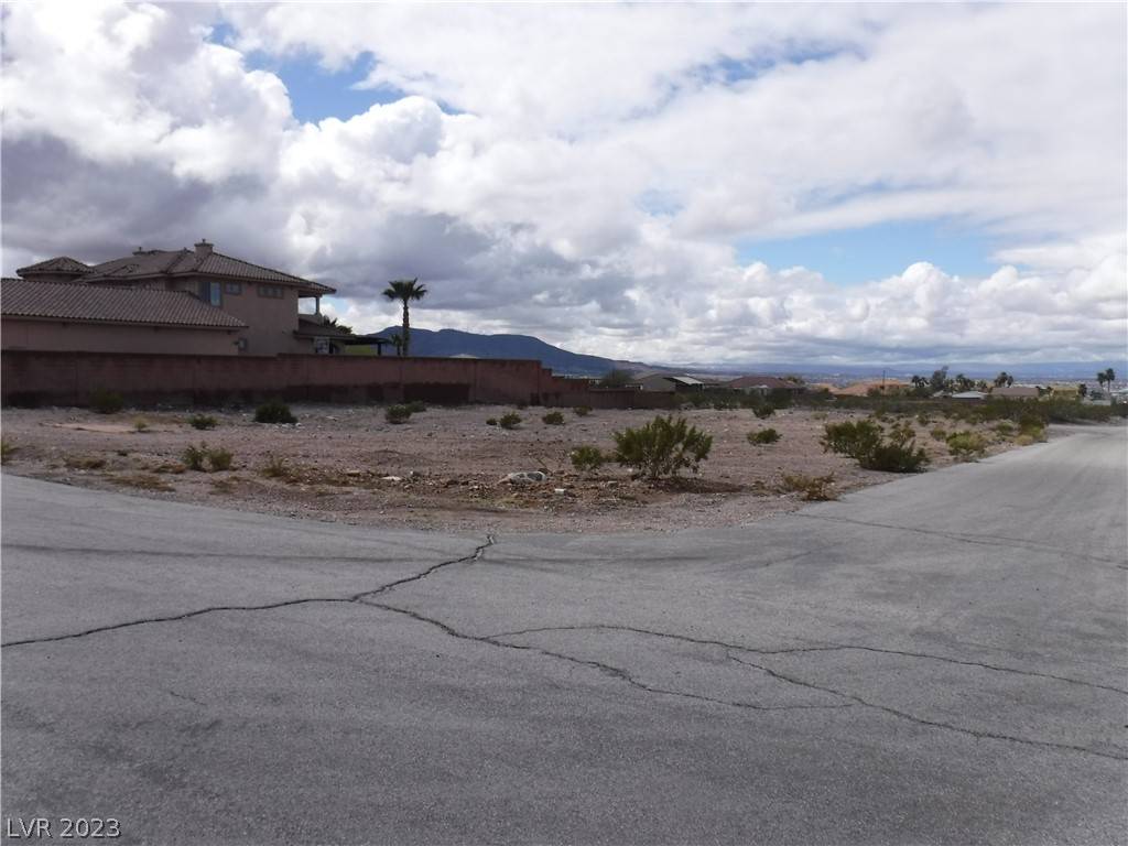 Henderson, NV 89015,Milan