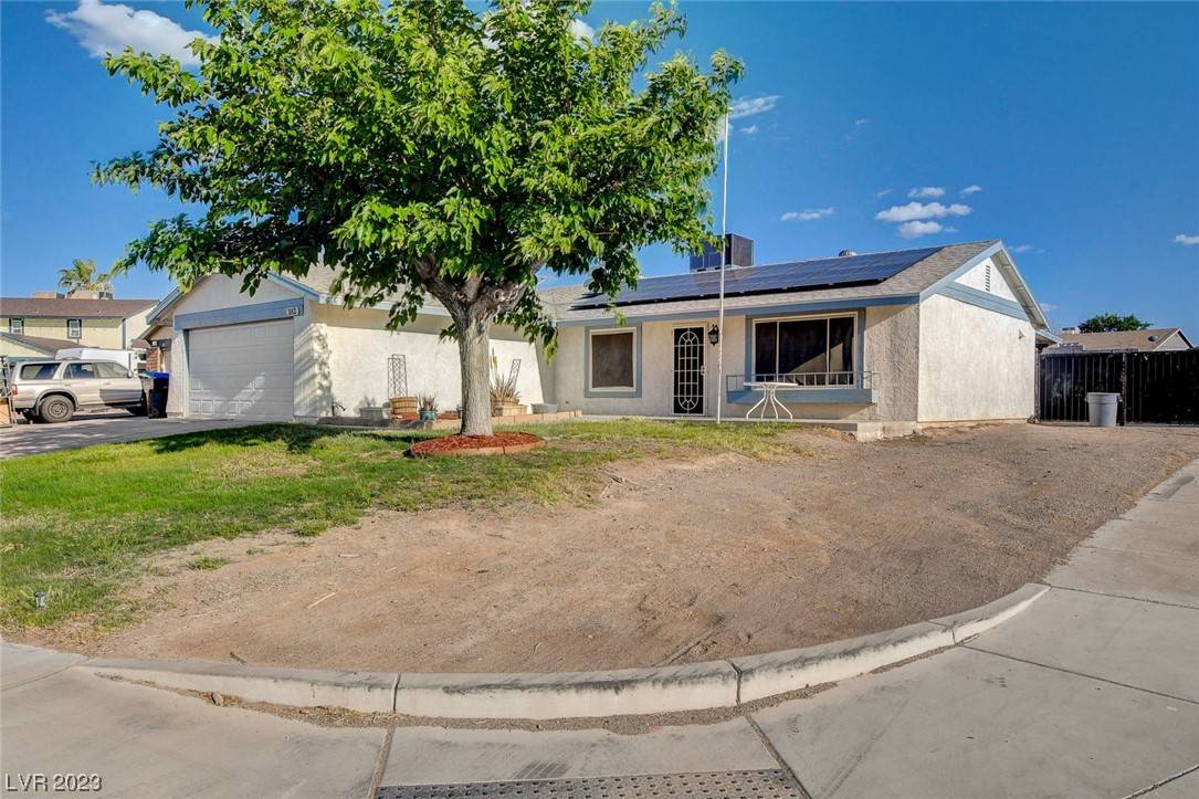 Henderson, NV 89002,382 Cove CT