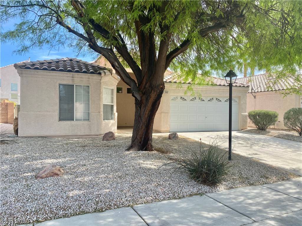 Las Vegas, NV 89131,7692 Plunging Falls DR