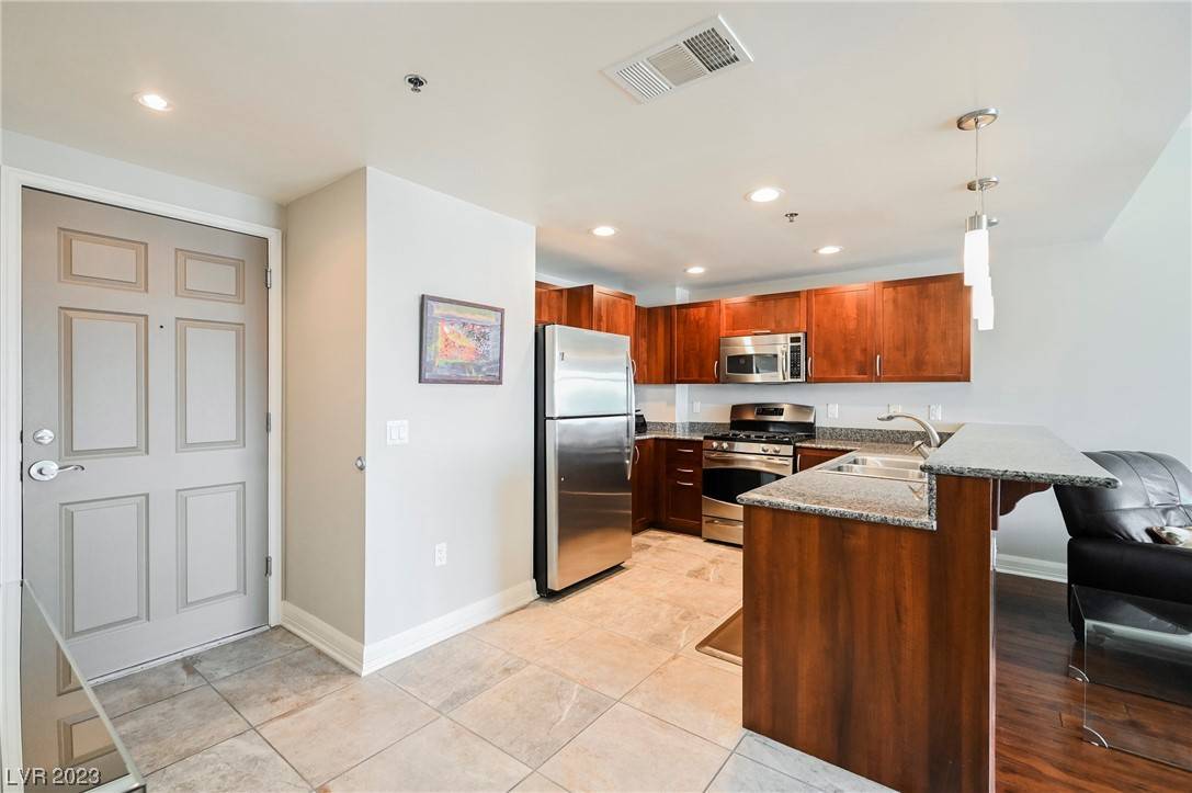 Las Vegas, NV 89101,150 Las Vegas BLVD #1708