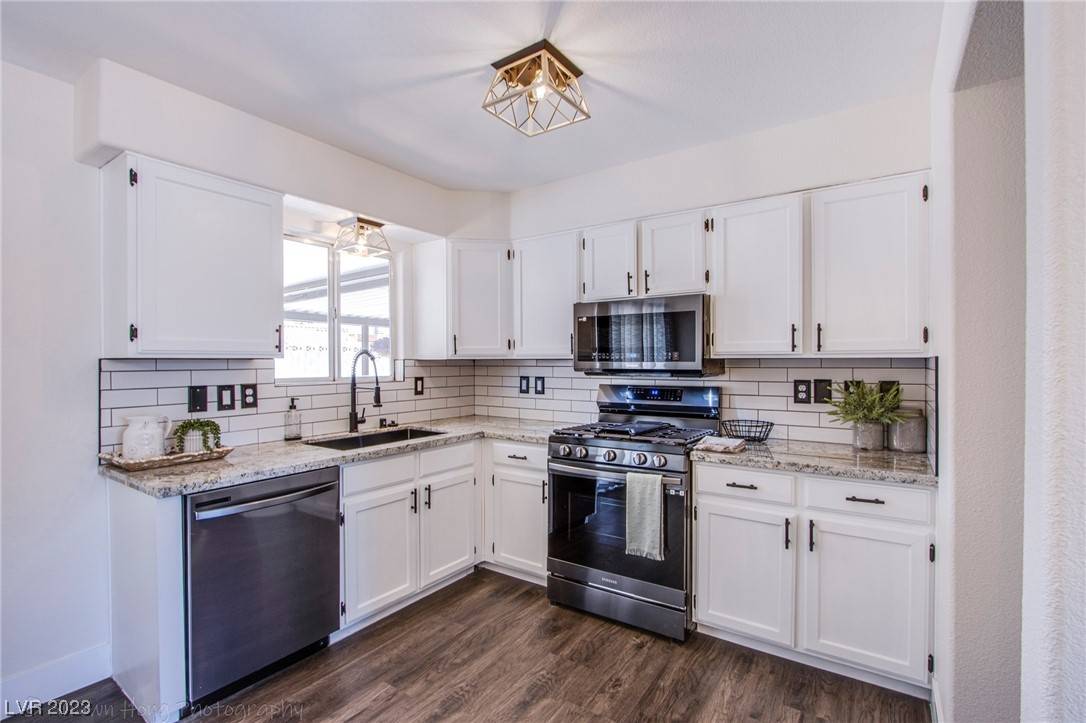 Henderson, NV 89015,125 Sterling DR