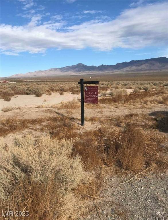Pahrump, NV 89060,860 W Fangio LN