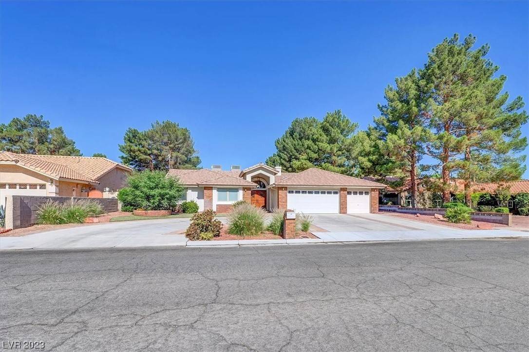 Henderson, NV 89014,2417 Greens AVE
