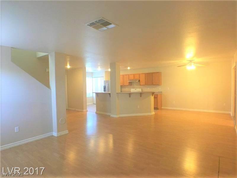 Las Vegas, NV 89113,7394 W Diablo DR