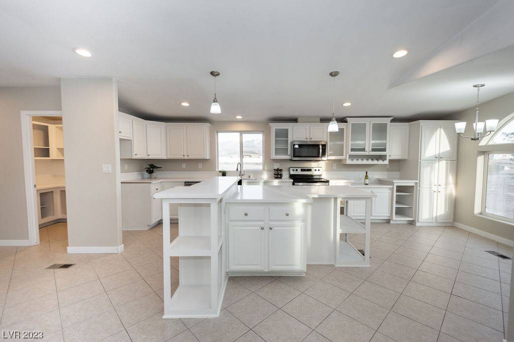 Pahrump, NV 89060,3151 Rancho Paradiso ST