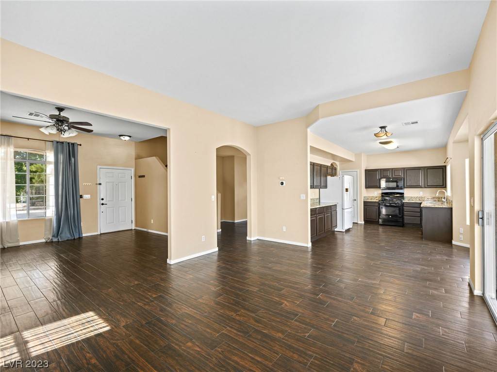 Henderson, NV 89002,92 Saint Johns Wood AVE