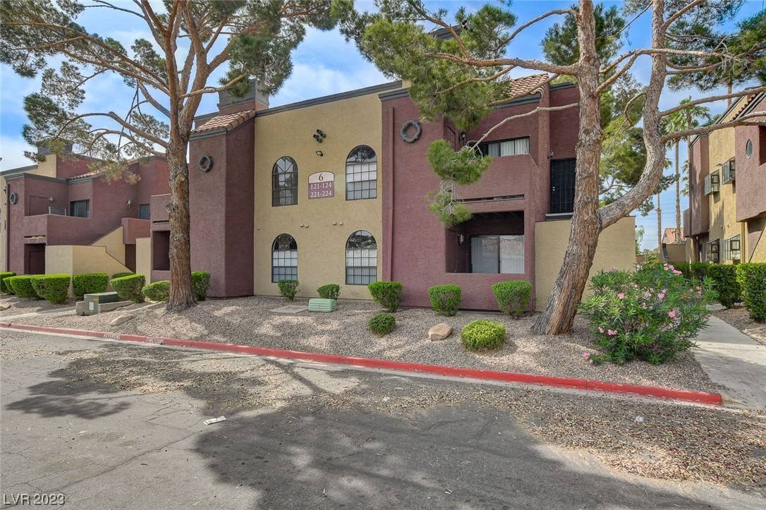 Las Vegas, NV 89121,4050 Pacific Harbors DR #121