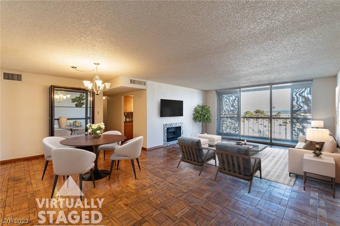 Las Vegas, NV 89169,750 S Royal Crest CIR #347