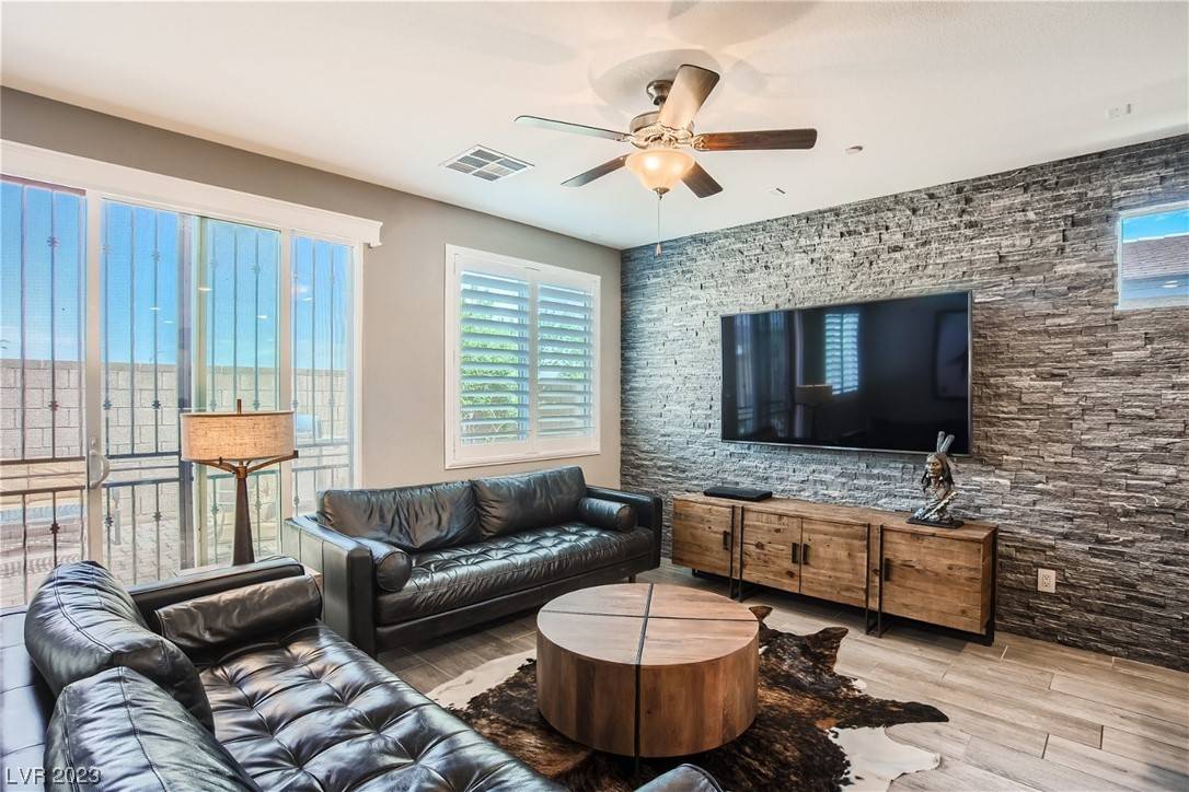 Henderson, NV 89002,1286 Luna Del Oro LN