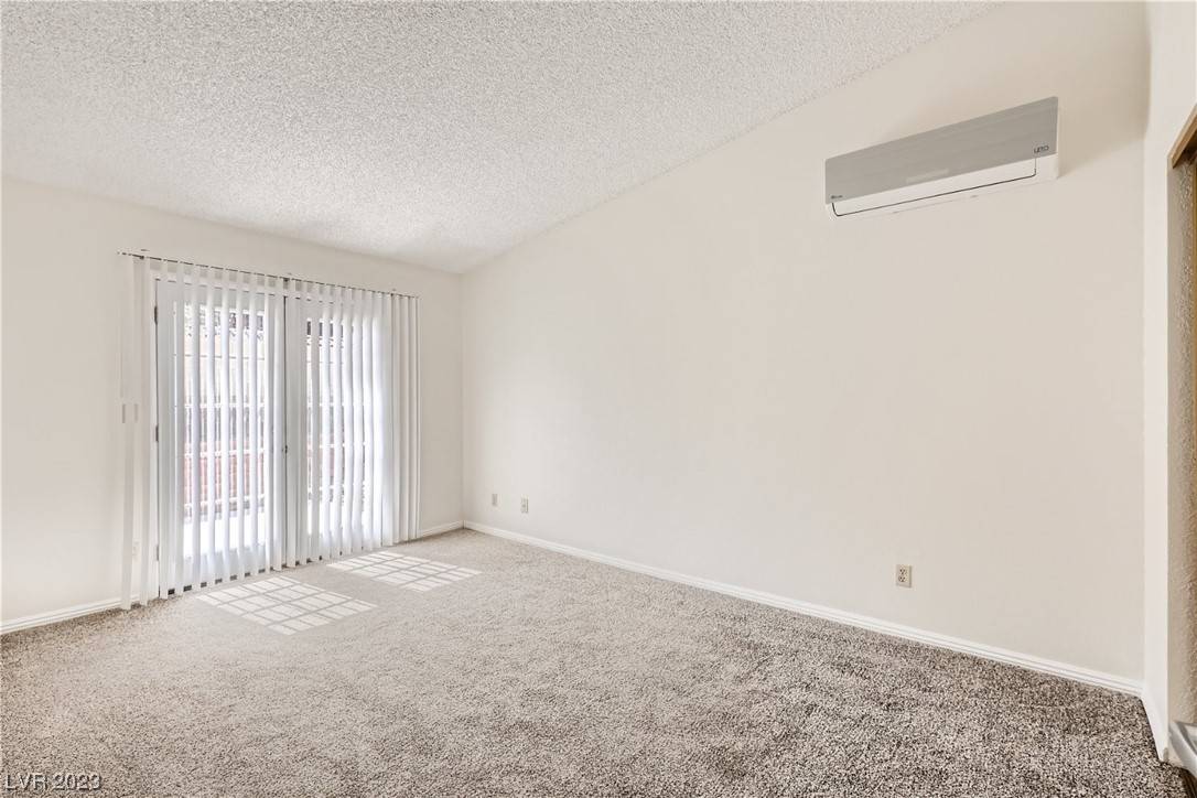 Las Vegas, NV 89108,1712 Joshua Tree CT