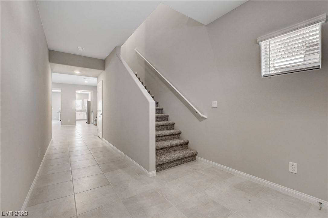 Las Vegas, NV 89113,7542 W Diablo DR