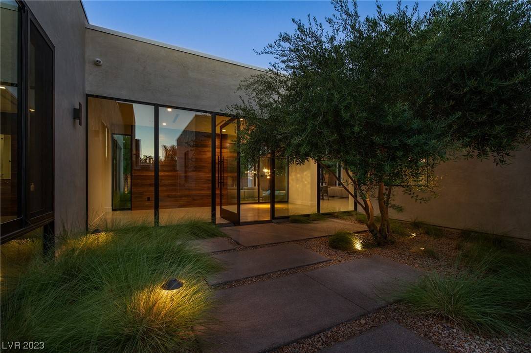 Las Vegas, NV 89118,6920 Stargazer Ridge CT