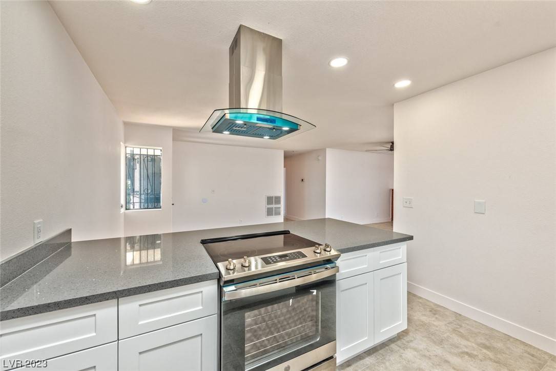 Las Vegas, NV 89108,1208 Saylor WAY