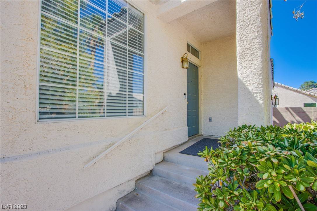 Las Vegas, NV 89149,7709 Sandridge CT