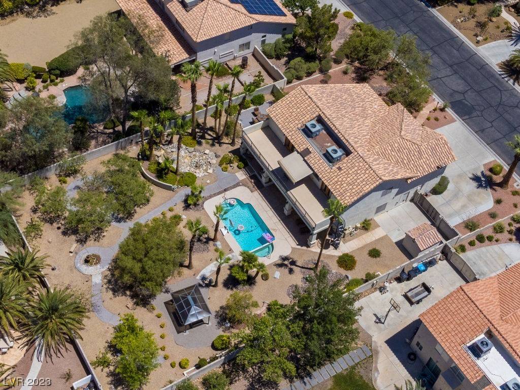 Las Vegas, NV 89129,8274 Granite Mountain LN